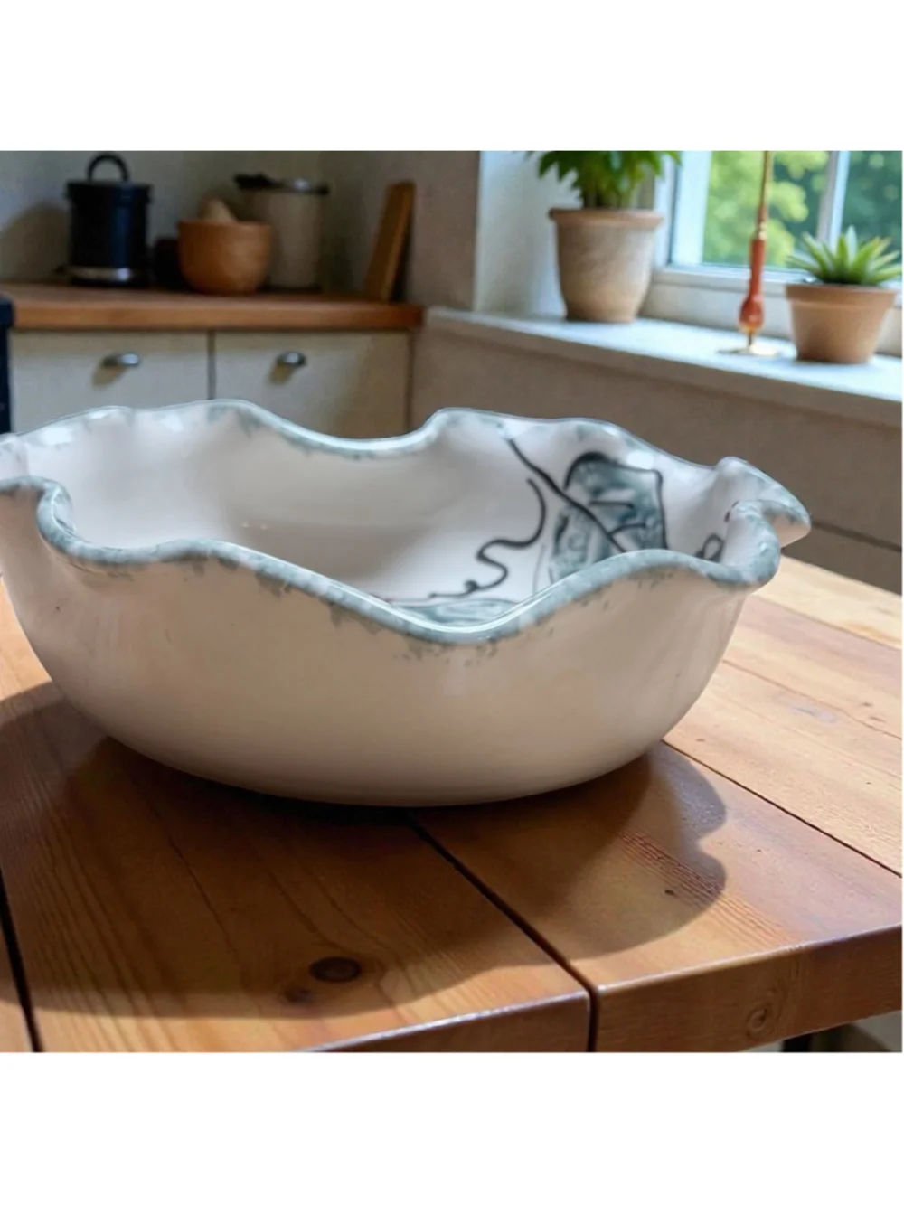 Ellis Pottery Holly Bowl VintageTexas Studio Pottery Scalloped Ceramic Stoneware